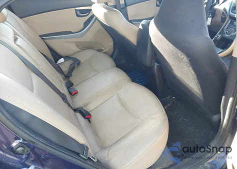 2013 Hyundai Elantra Limited z USA, uszkodzony, nr VIN 5NPDH4AE2DH268648